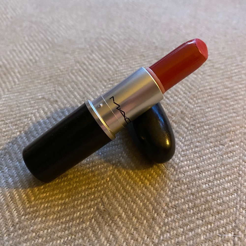 MAC Cremesheen Lipstick